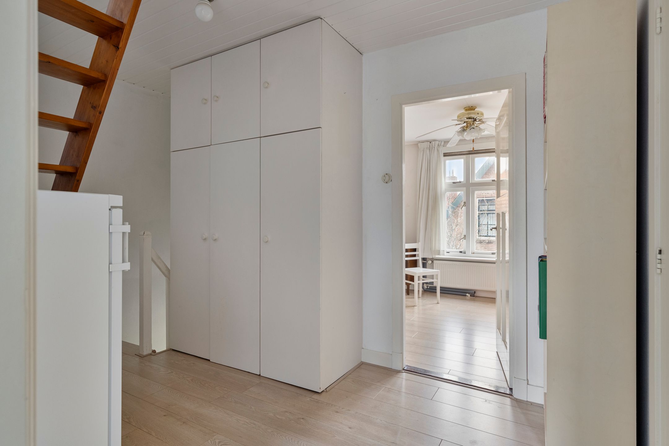 Foto 18 van Leliestraat 13