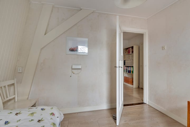 Foto 25 van Leliestraat 13