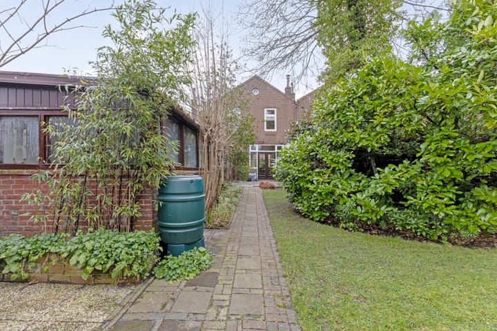 Foto 39 van Leliestraat 13