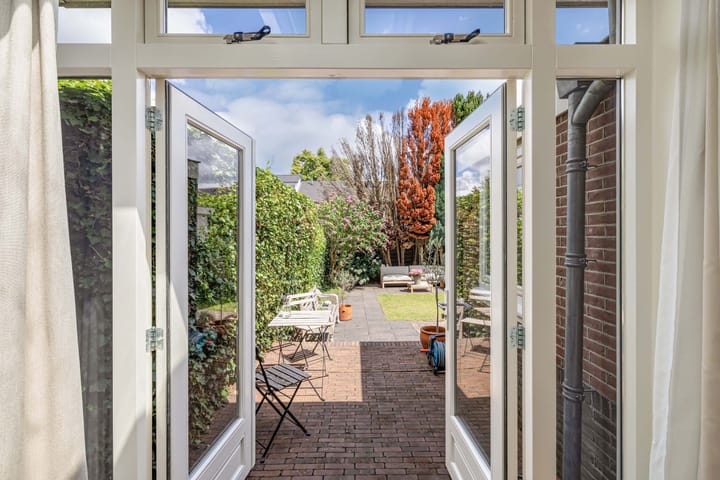 Foto 12 van Eemnesserweg 33