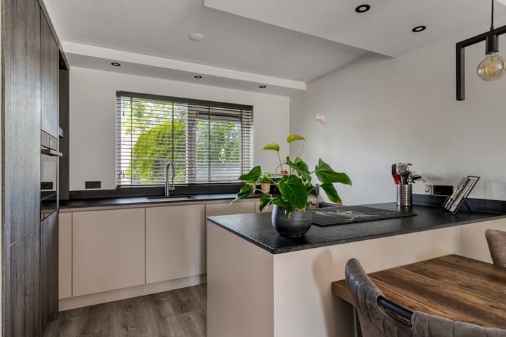 Foto 11 van Dag Hammarskjöldlaan 44