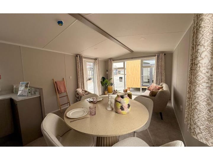 Foto 5 van van Ewijcksvaart 25-27