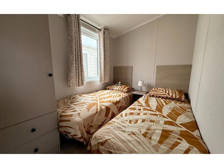 Foto 11 van van Ewijcksvaart 25-27