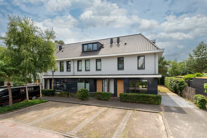 Photo 3 of Prinses Catharina Amalialaan 77