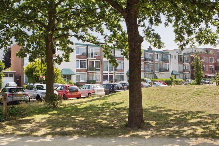 Foto 31 van Johan Evertsenlaan 2-A