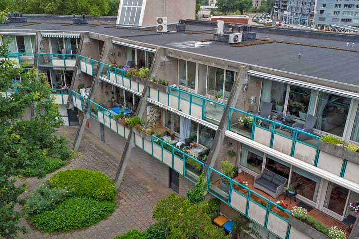 Foto 2 van Flora 167