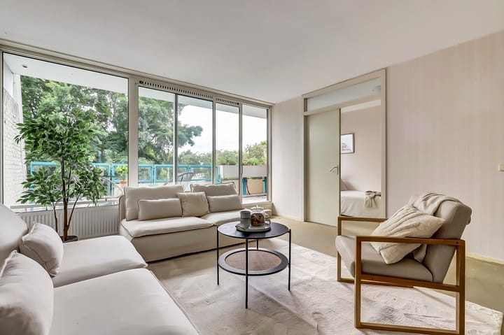 Foto 3 van Flora 167