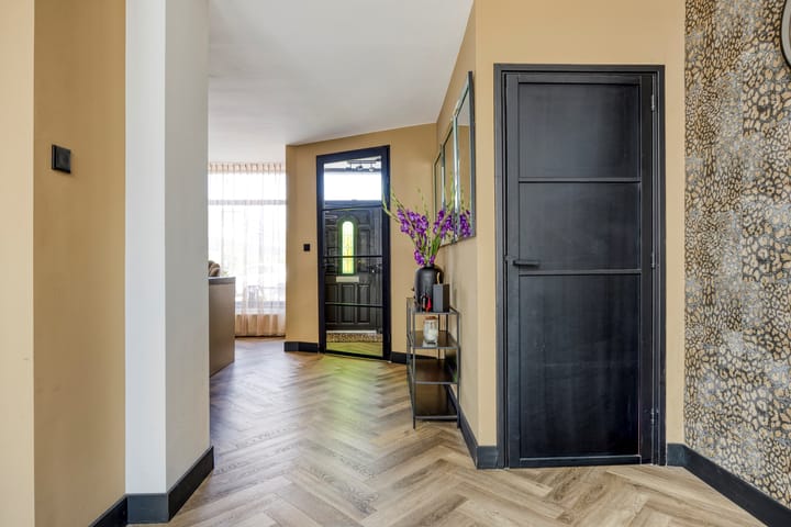 Foto 9 van Witte de Withstraat 35