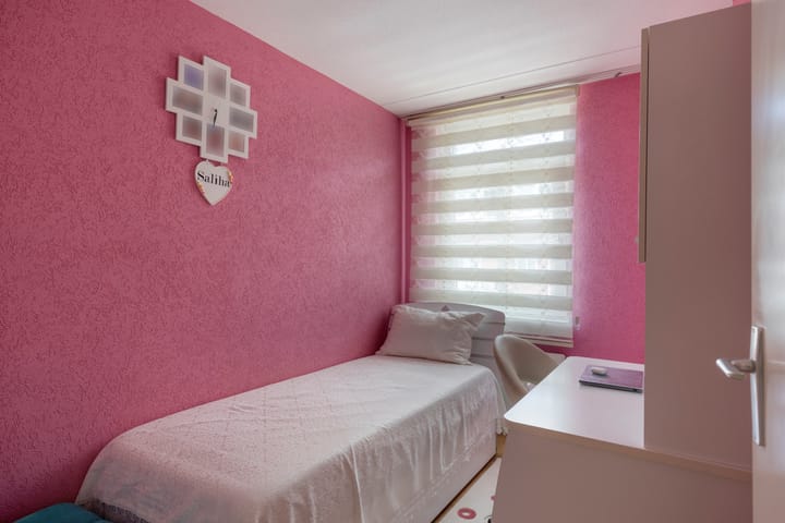 Foto 21 van Teijlerstraat 84