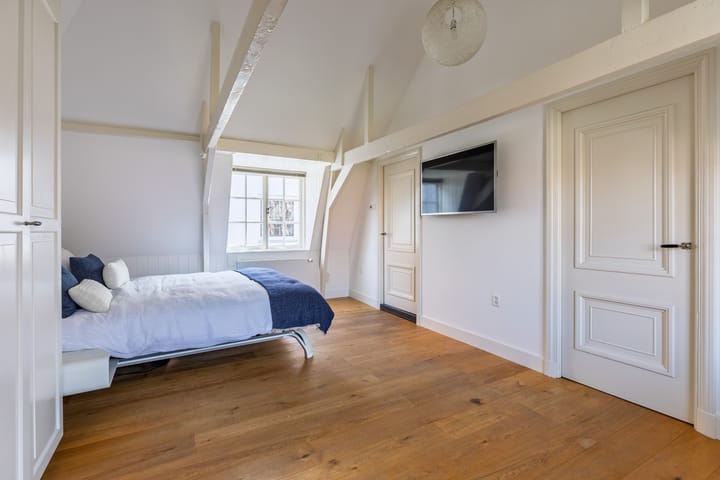 Foto 36 van Middenstraat 78