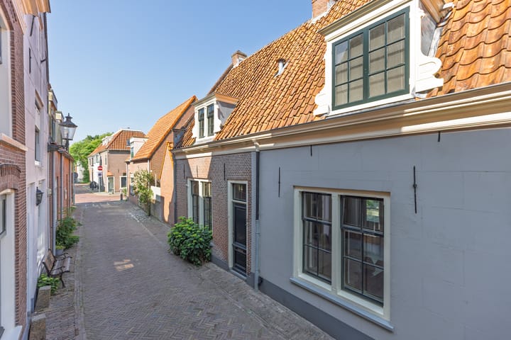 Foto 64 van Middenstraat 78