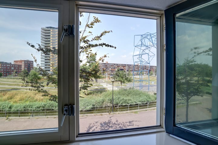 Photo 21 of Eurokade 41