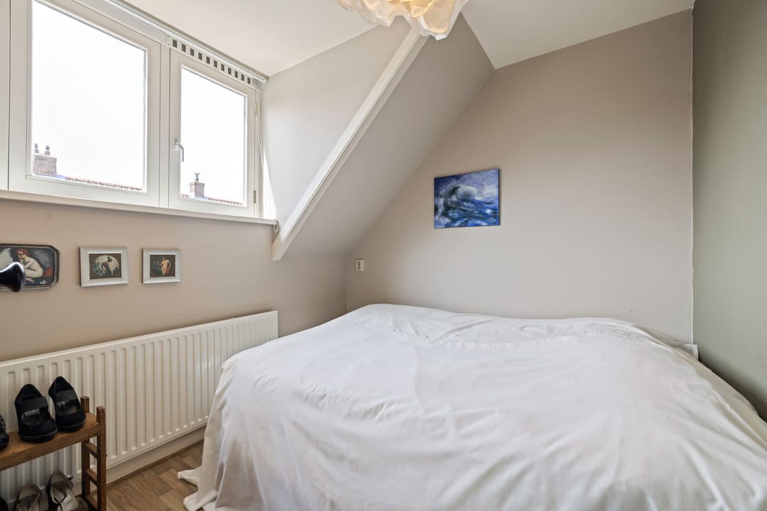 Foto 11 van Distelkruisstraat 4