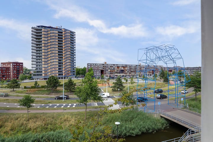 Photo 48 of Eurokade 41