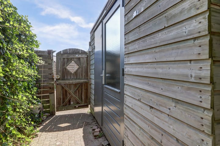 Photo 49 of Eurokade 41