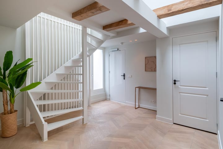 Foto 3 van Warmoesstraat 10-4