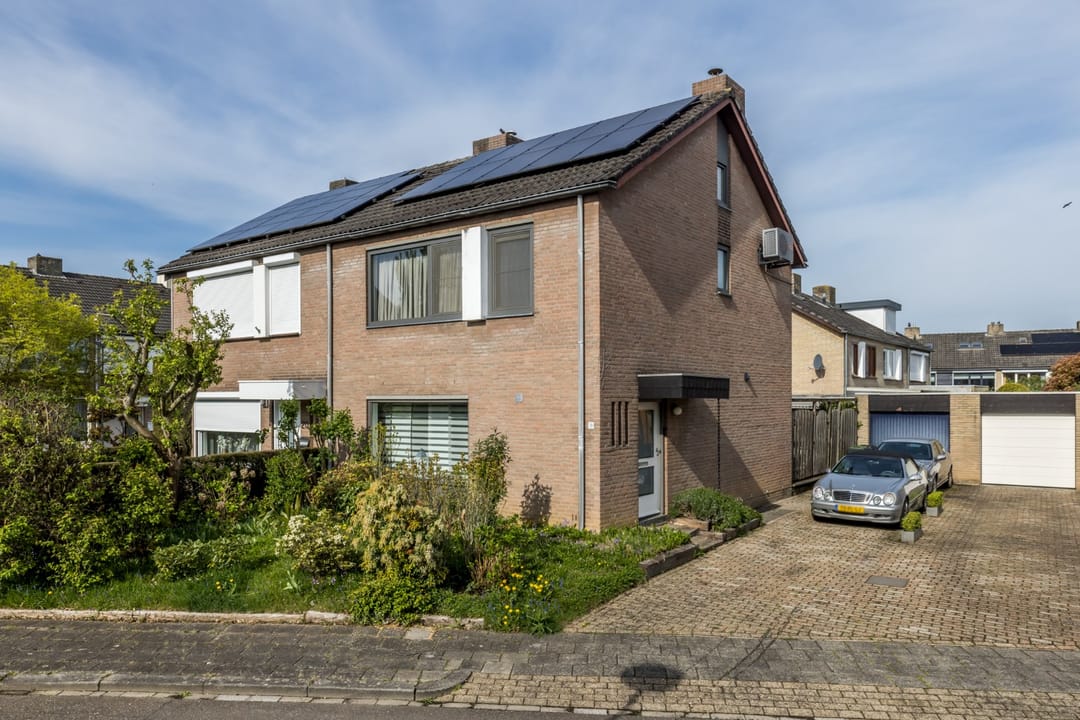 Foto 1 van Burg. Hamersstraat 18