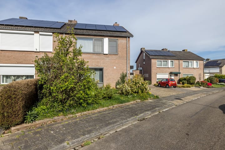 Foto 2 van Burg. Hamersstraat 18