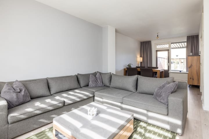 Foto 8 van Burg. Hamersstraat 18