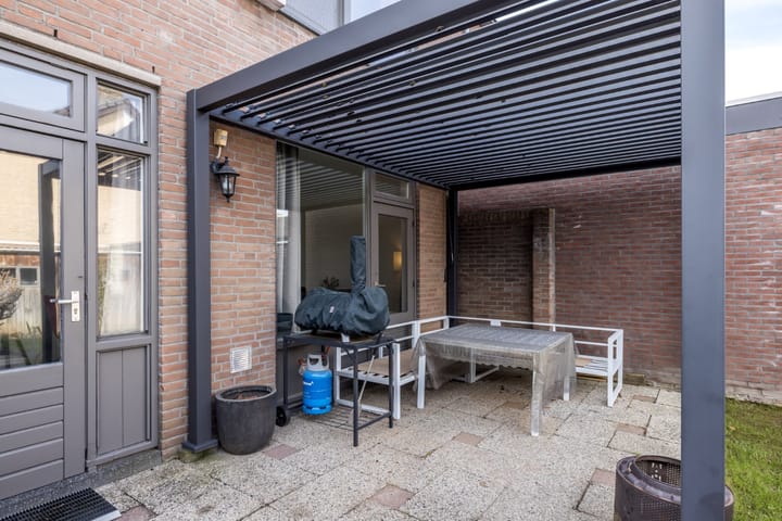 Foto 22 van Burg. Hamersstraat 18