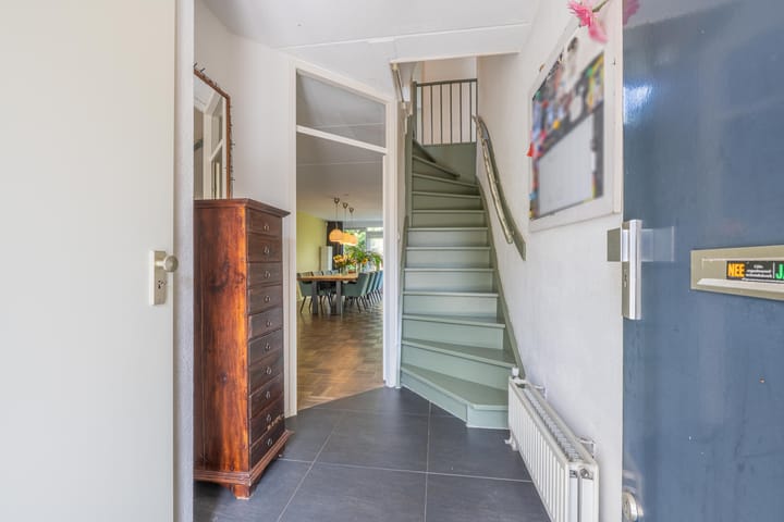 Photo 14 of Bijenstraat 6