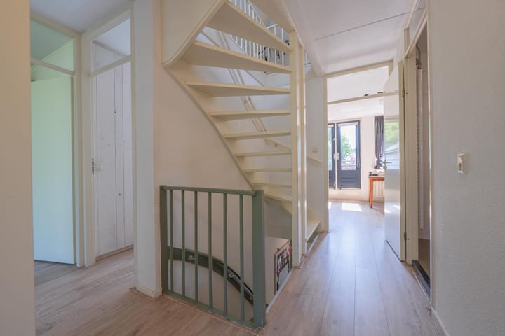 Photo 44 of Bijenstraat 6