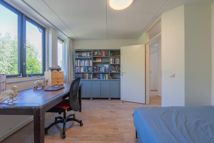 Photo 50 of Bijenstraat 6