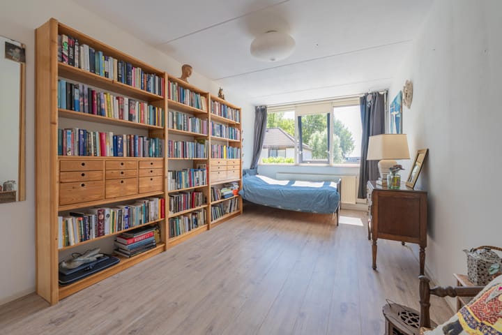 Photo 57 of Bijenstraat 6