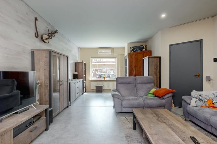 Foto 10 van Esdoornstraat 18