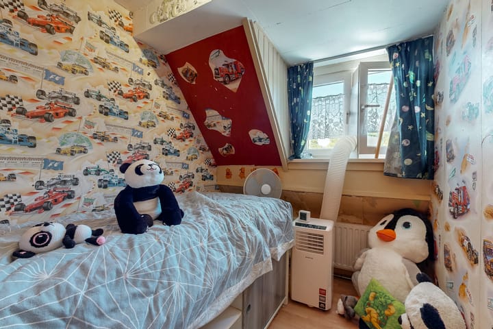 Foto 21 van Esdoornstraat 18