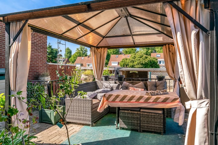 Foto 28 van Esdoornstraat 18