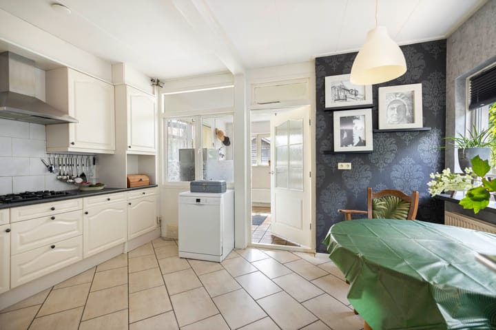 Foto 11 van Dorpsstraat 9