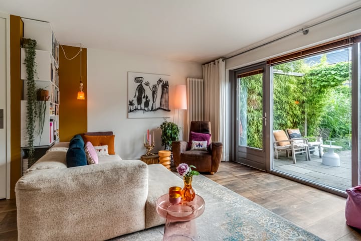 Photo 9 of Rosamundstraat 37