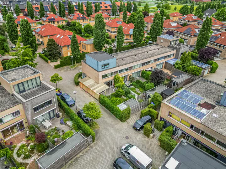 Photo 45 of Rosamundstraat 37