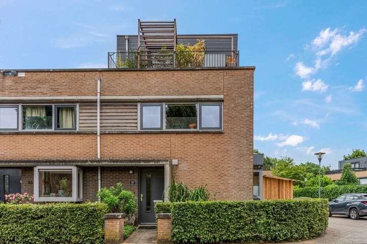 Photo 48 of Rosamundstraat 37