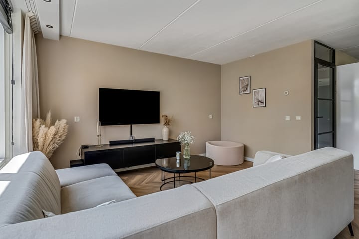 Foto 8 van Woudrichemstraat 137