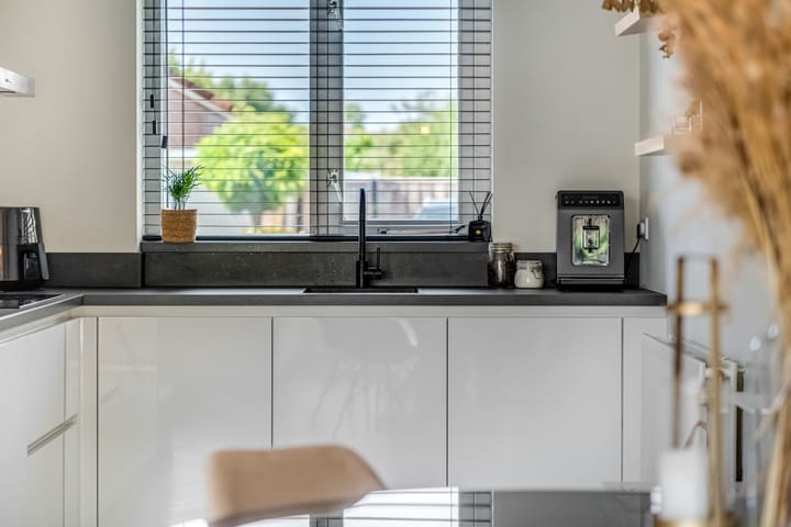 Foto 14 van Woudrichemstraat 137