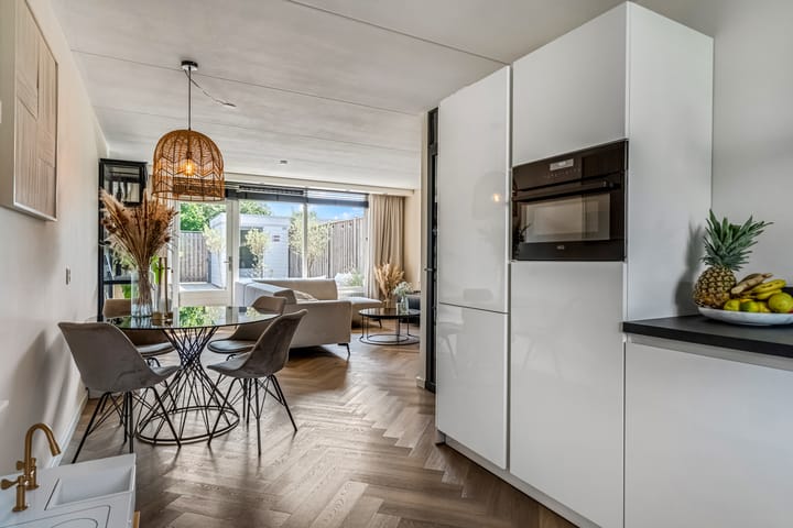 Foto 16 van Woudrichemstraat 137