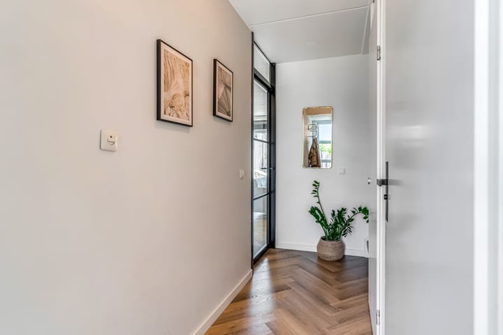 Foto 5 van Woudrichemstraat 137