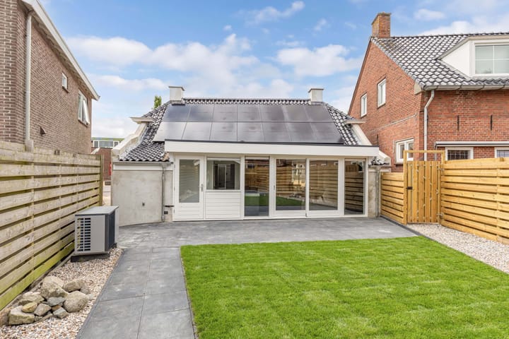 Foto 36 van Dorpsstraat 8