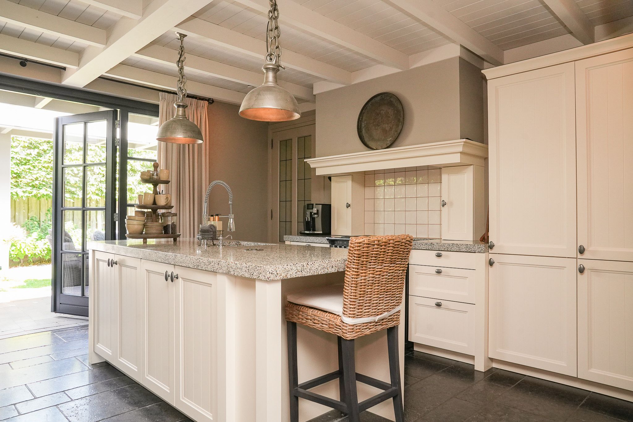 Foto 3 van Meester A Datemalaan 17