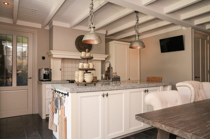 Foto 20 van Meester A Datemalaan 17