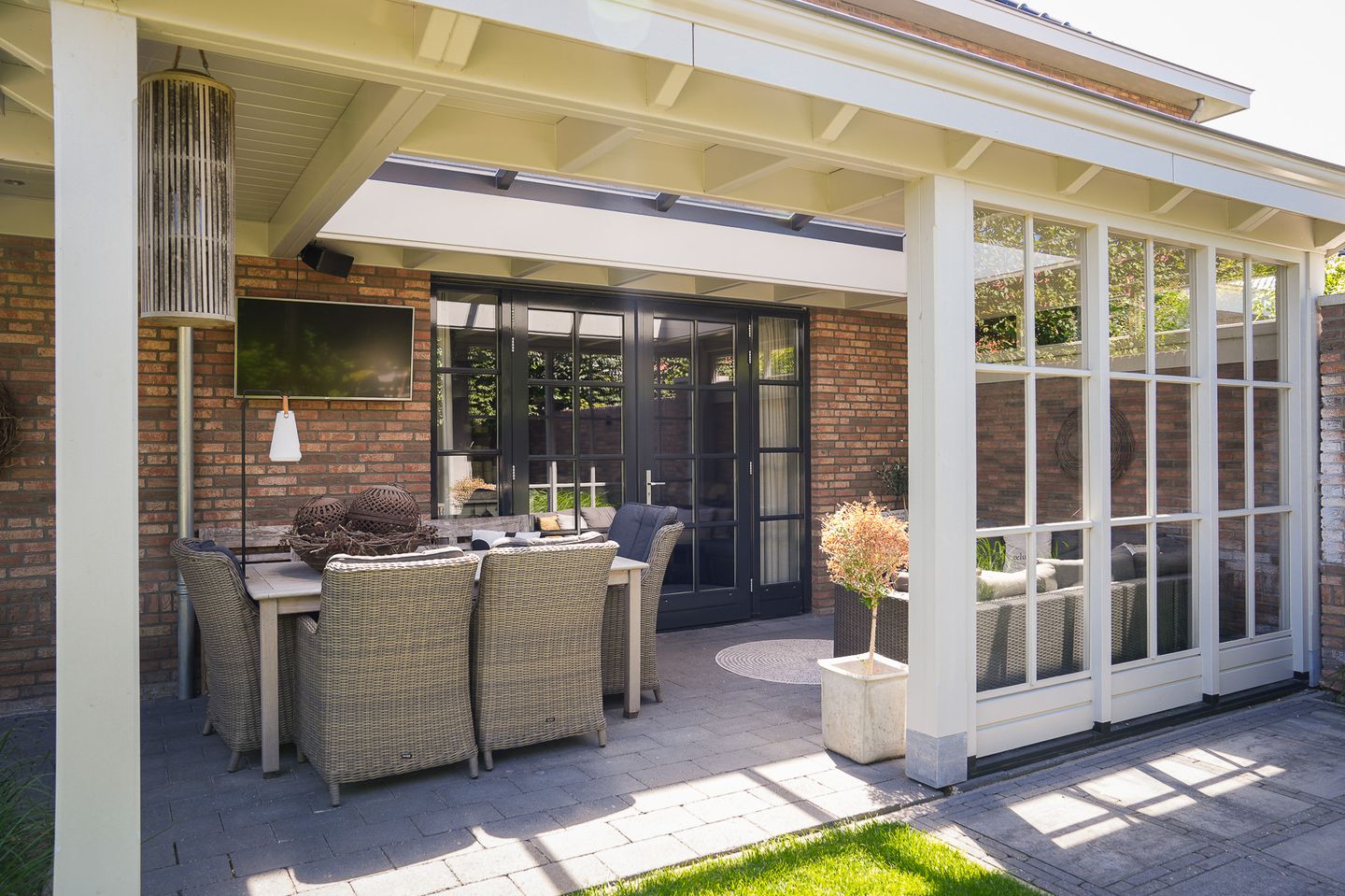 Foto 34 van Meester A Datemalaan 17