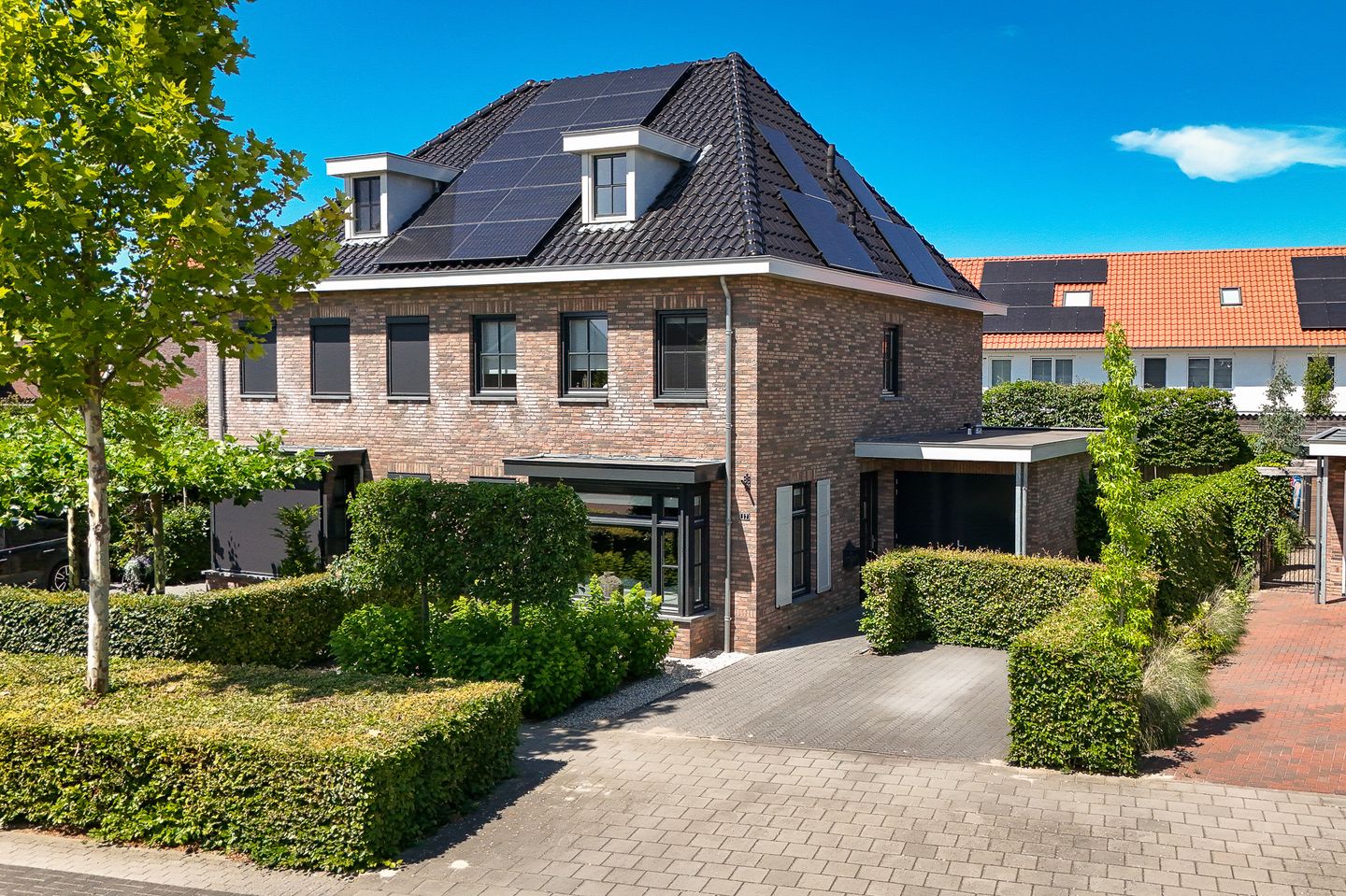 Foto 44 van Meester A Datemalaan 17