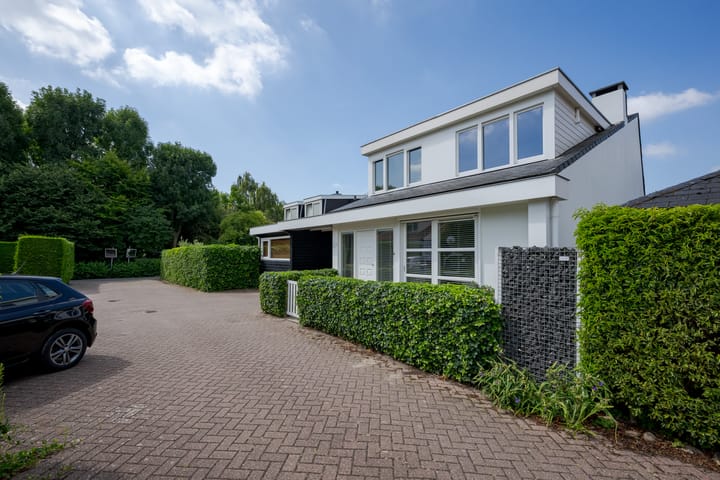 Foto 8 van Meerewijck 27