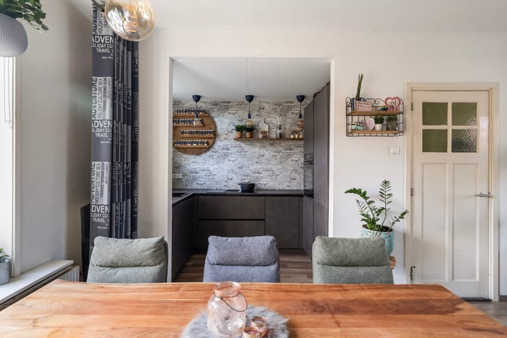 Foto 14 van Begoniastraat 1