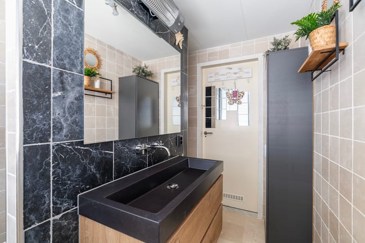 Foto 28 van Begoniastraat 1