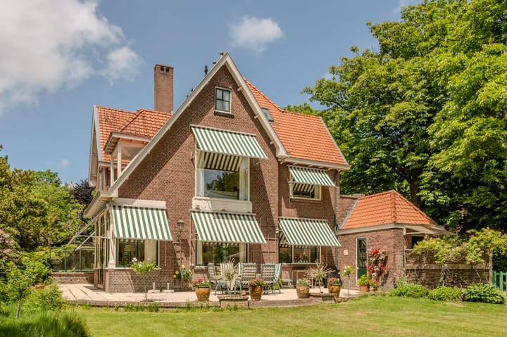 Oranje Nassaulaan 31
