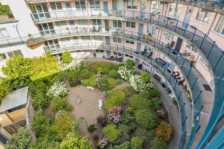 Foto 21 van Aartsbisschop Romerostraat 630