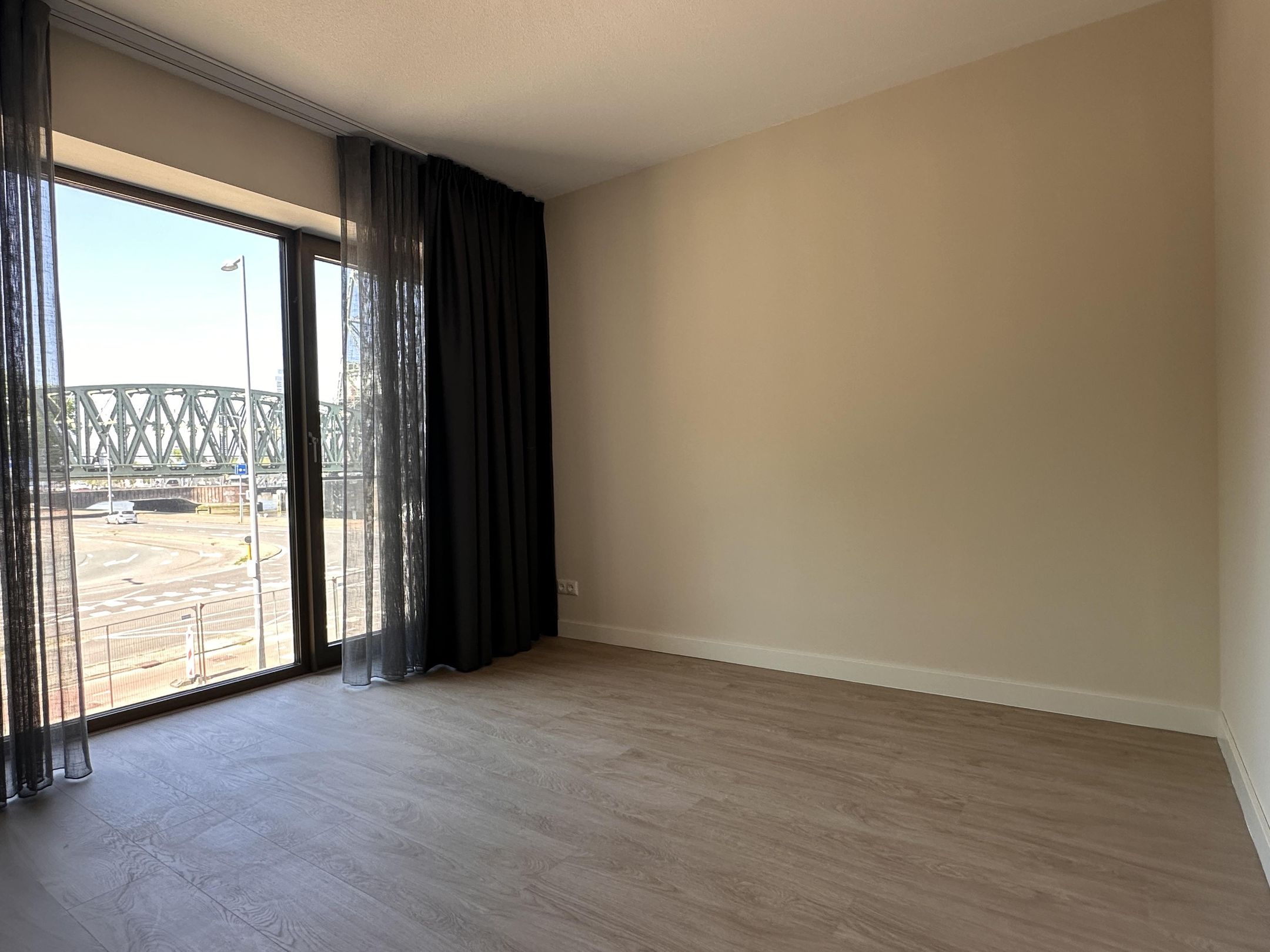 Foto 27 van Oranjeboomstraat 4-G